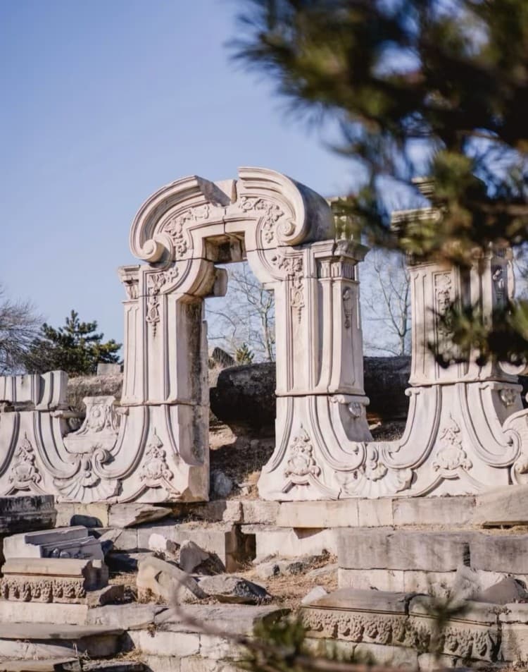 Beijing 1-Day Royal Gardens and Modern Landmark Tour - Slide 1